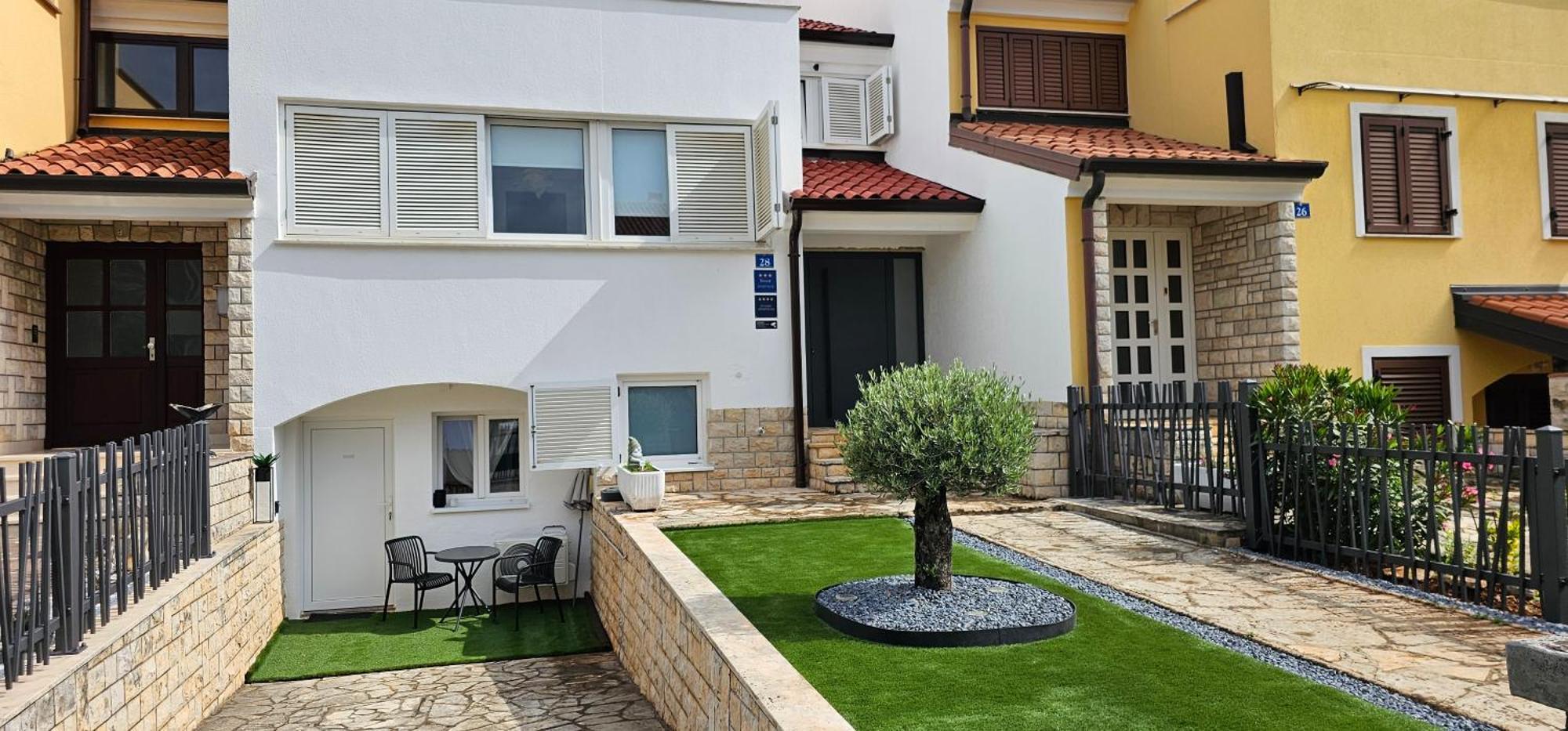 Kadenca Apartment Umag Exterior photo